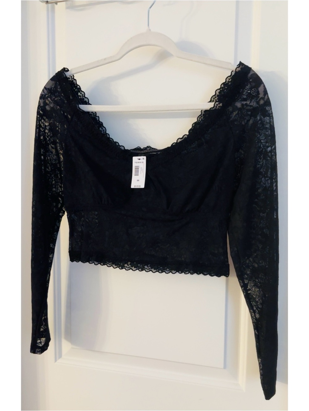 Torrid Women's Black Lace Long Sleeve Crop Top